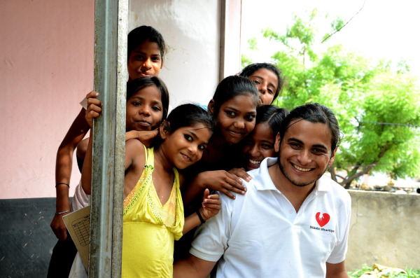 campaign volunteers canvassing